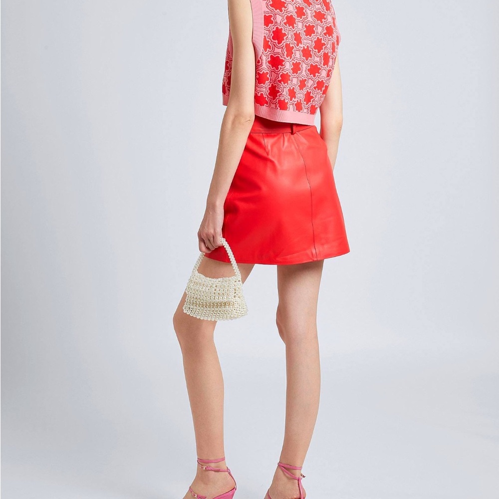 Red 100% Lambskin Leather Biker Mini Skirt with Belt and Zip Details - Picture 5 of 5
